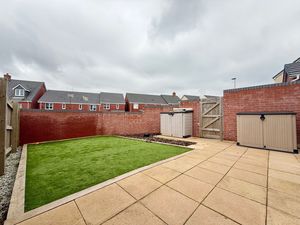 Photo 13- click for photo gallery